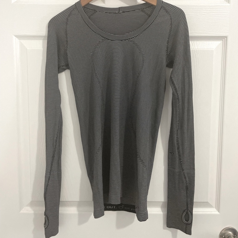 EUC Lululemon Run Swiftly Long Sleeve